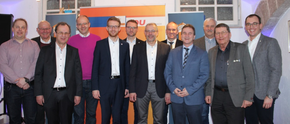 Die Bürgermeister Schneider, Bott und Ziegler sowie die Ersten Stadtrate Altstadt, Jochim und Schwan gratulierten Bundestagsabgeordnetem Brand (4.v.l.) und MdL Ruhl (5.v.l.) zur Eröffnung des Wahlkreisbüros Die Bürgermeister Schneider, Bott und Ziegler sowie die Ersten Stadtrate Altstadt, Jochim und Schwan gratulierten Bundestagsabgeordnetem Brand (4.v.l.) und MdL Ruhl (5.v.l.) zur Eröffnung des Wahlkreisbüros